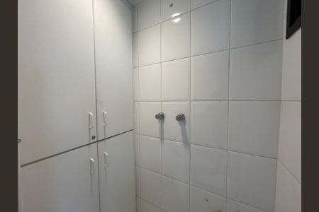 Apartamento para alugar com 75m², 2 quartos e 2 vagasDespensa