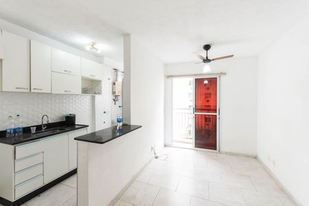 Sala de apartamento à venda com 2 quartos, 50m² em Imperial de São Cristóvão, Rio de Janeiro