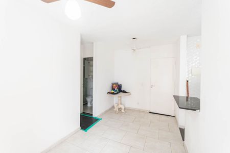 Sala de apartamento à venda com 2 quartos, 50m² em Imperial de São Cristóvão, Rio de Janeiro