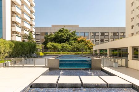 Apartamento à venda com 72m², 2 quartos e 1 vaga Apartamento à venda com 72m², 2 quartos e 1 vagaPiscina