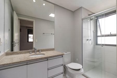 Apartamento à venda com 72m², 2 quartos e 1 vaga Apartamento à venda com 72m², 2 quartos e 1 vagaBanheiro da Suíte
