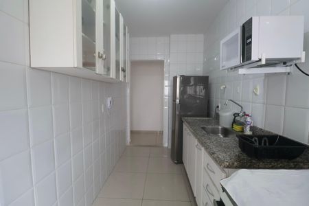 Apartamento para alugar com 74m², 2 quartos e 2 vagasCozinha
