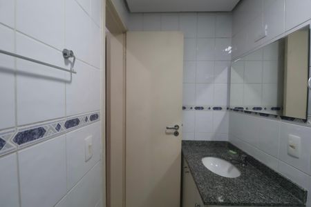 Apartamento para alugar com 74m², 2 quartos e 2 vagasBanheiro Social