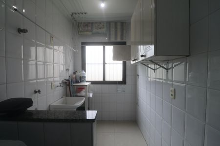 Apartamento para alugar com 74m², 2 quartos e 2 vagasÁrea de Serviço