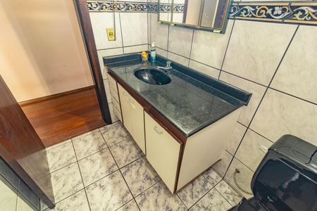 Casa à venda com 540m², 4 quartos e 6 vagas