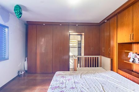 Casa à venda com 540m², 4 quartos e 6 vagas