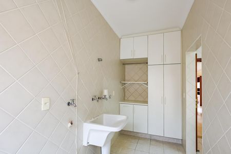 Casa para alugar com 263m², 4 quartos e 2 vagasLavanderia