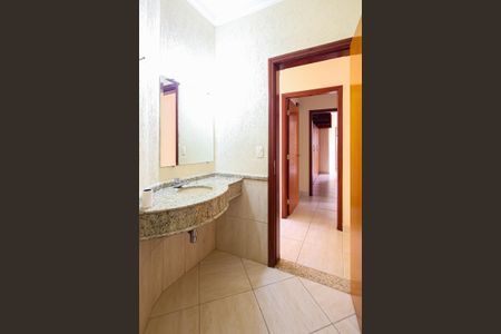 Casa para alugar com 263m², 4 quartos e 2 vagasLavabro