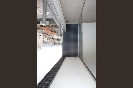 Apartamento à venda com 87m², 3 quartos e 2 vagasVaranda da Sala