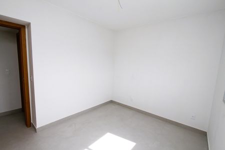 Apartamento à venda com 87m², 3 quartos e 2 vagasQuarto 3