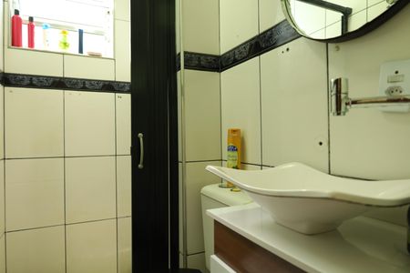 Apartamento à venda com 44m², 2 quartos e 1 vagaBanheiro