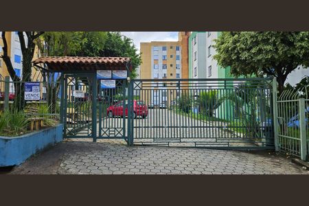 Apartamento à venda com 44m², 2 quartos e 1 vagaFachada do condomínio - Placa instalada na grade da fachada do condomínio - Código da placa: WYNY-1091