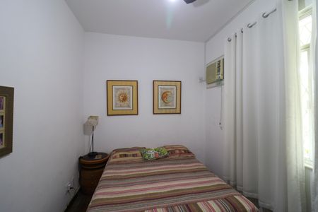 Casa à venda com 360m², 6 quartos e 3 vagasQuarto 2