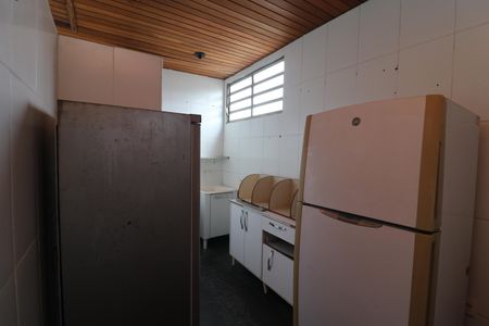 Casa à venda com 360m², 6 quartos e 3 vagasCozinha 2