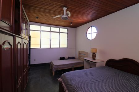 Casa à venda com 360m², 6 quartos e 3 vagasQuarto 3