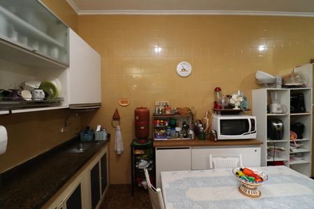 Casa à venda com 360m², 6 quartos e 3 vagasCozinha