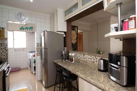 Apartamento à venda com 70m², 3 quartos e 1 vaga Apartamento à venda com 70m², 3 quartos e 1 vagaCozinha