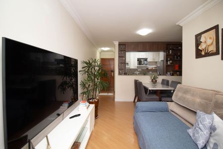 Apartamento à venda com 70m², 3 quartos e 1 vaga Apartamento à venda com 70m², 3 quartos e 1 vagaSala