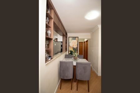 Apartamento à venda com 70m², 3 quartos e 1 vaga Apartamento à venda com 70m², 3 quartos e 1 vagaSala