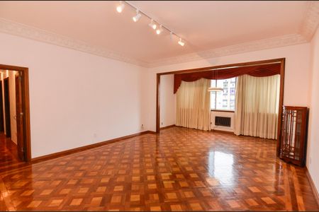 Apartamento à venda com 157m², 3 quartos e 2 vagasSala