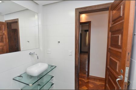 Apartamento à venda com 157m², 3 quartos e 2 vagasBanheiro Social
