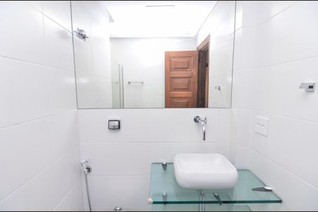 Apartamento à venda com 157m², 3 quartos e 2 vagasBanheiro Social