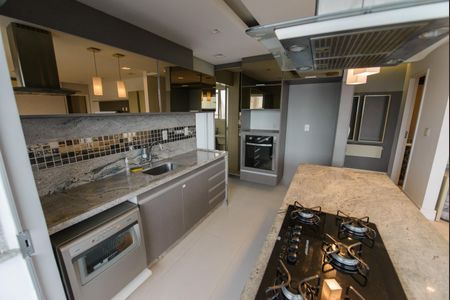 Apartamento para alugar com 93m², 3 quartos e 2 vagasCozinha