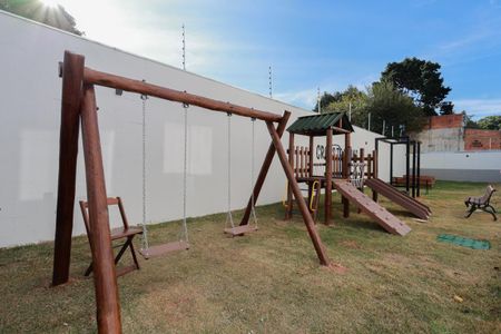 Apartamento para alugar com 32m², 2 quartos e sem vagaÁrea comum - Playground