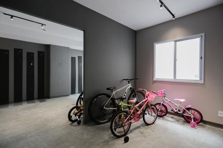 Apartamento para alugar com 32m², 2 quartos e sem vagaÁrea comum - Bicicletário