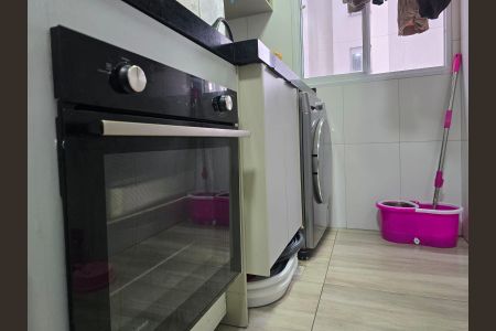 Apartamento para alugar com 36m², 2 quartos e sem vaga Apartamento para alugar com 36m², 2 quartos e sem vagaCozinha e Área de Serviço