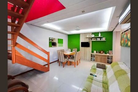 Casa para alugar com 220m², 3 quartos e 3 vagas Casa para alugar com 220m², 3 quartos e 3 vagasÁrea Externa