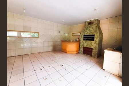 Casa para alugar com 220m², 3 quartos e 3 vagas Casa para alugar com 220m², 3 quartos e 3 vagasÁrea Externa