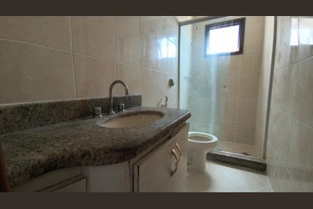 Apartamento à venda com 103m², 4 quartos e 1 vagaBanheiro da Suíte 