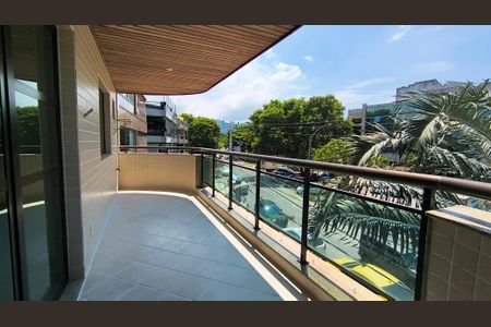 Varanda  de apartamento à venda com 4 quartos, 103m² em Recreio dos Bandeirantes, Rio de Janeiro