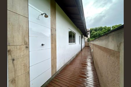 Casa para alugar com 100m², 2 quartos e 2 vagasÁrea externa 
