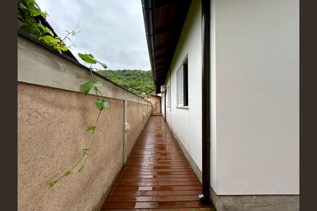 Casa para alugar com 100m², 2 quartos e 2 vagasÁrea externa