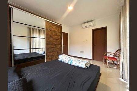 Casa para alugar com 100m², 2 quartos e 2 vagasSuíte 