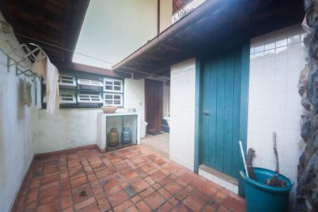 Casa de condomínio à venda com 500m², 3 quartos e 4 vagasÁrea de Serviço