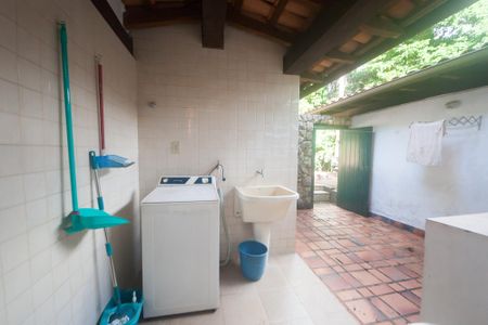 Casa de condomínio à venda com 500m², 3 quartos e 4 vagasÁrea de Serviço