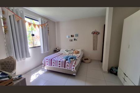 Casa à venda com 4 quartos, 180m² em Itaipu, Niterói