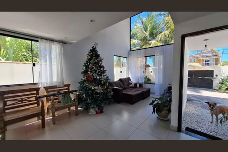 Casa à venda com 4 quartos, 180m² em Itaipu, Niterói