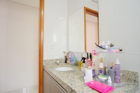 Apartamento para alugar com 41m², 1 quarto e sem vagaBanheiro