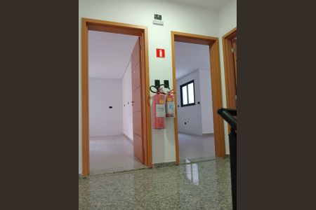 Apartamento à venda com 2 quartos, 36m² em Vila Mazzei, Santo André