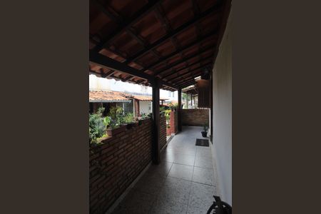 Casa de condomínio à venda com 96m², 2 quartos e sem vagaVaranda