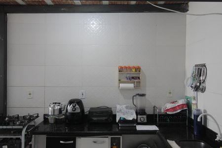 Casa de condomínio à venda com 96m², 2 quartos e sem vagaCozinha e Área de Serviço