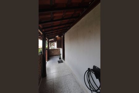 Casa de condomínio à venda com 96m², 2 quartos e sem vagaVaranda