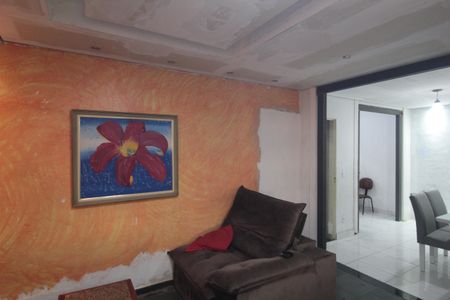 Casa de condomínio à venda com 96m², 2 quartos e sem vagaSala