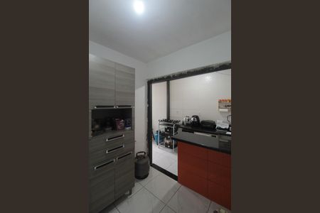 Casa de condomínio à venda com 96m², 2 quartos e sem vagaCozinha e Área de Serviço