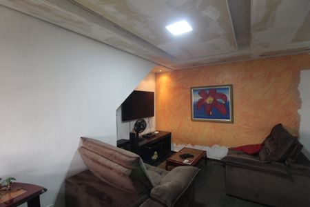 Casa de condomínio à venda com 96m², 2 quartos e sem vagaSala