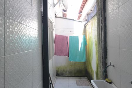 Casa de condomínio à venda com 96m², 2 quartos e sem vagaCozinha e Área de Serviço
